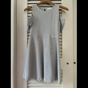 Zara girls' pinstripe off-the-shoulder mini dress (size 11-12)